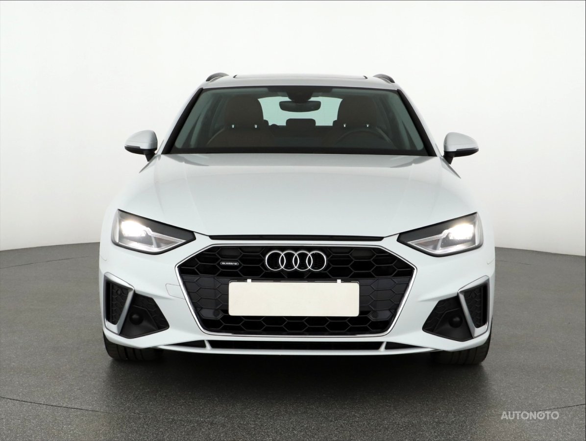 Audi A4, 2021 - pohled č. 2