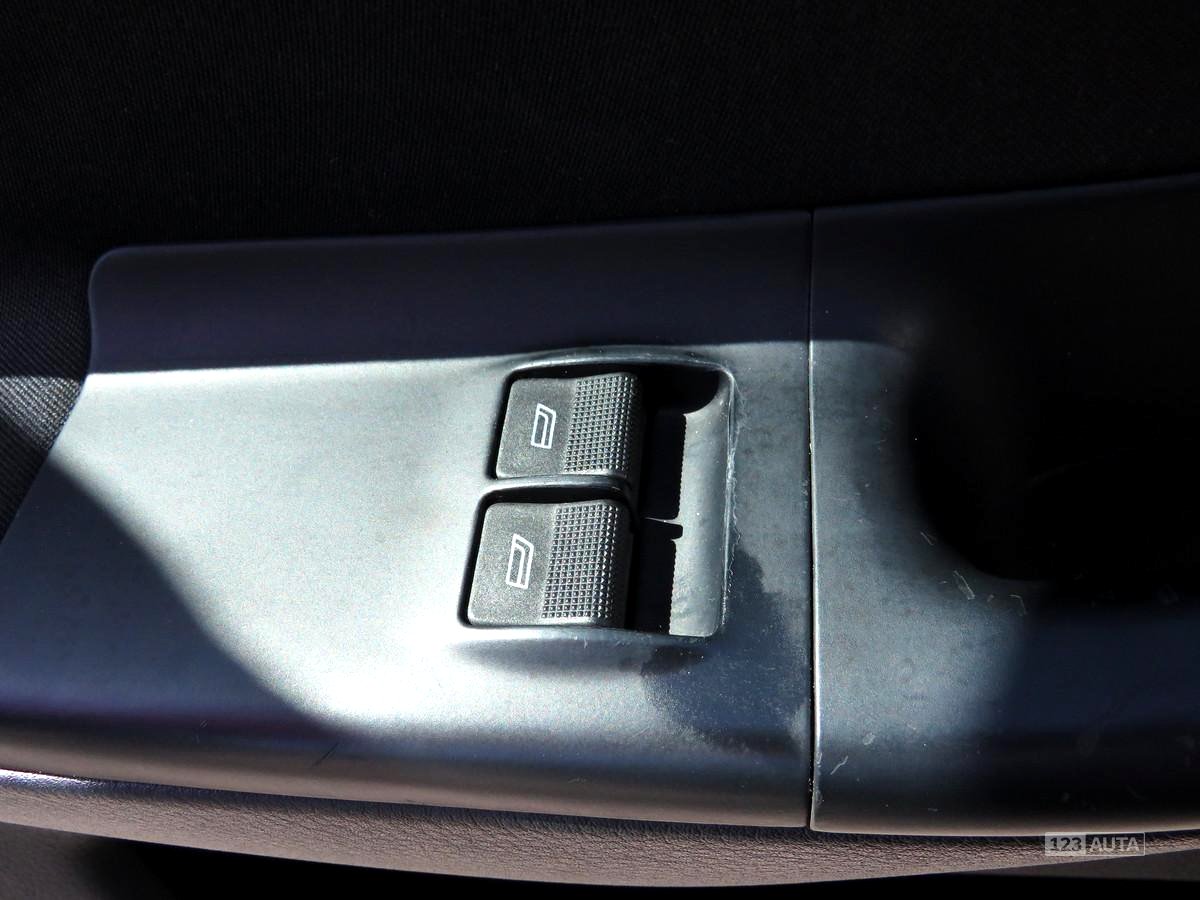 Audi A4, 2000 - pohled č. 18