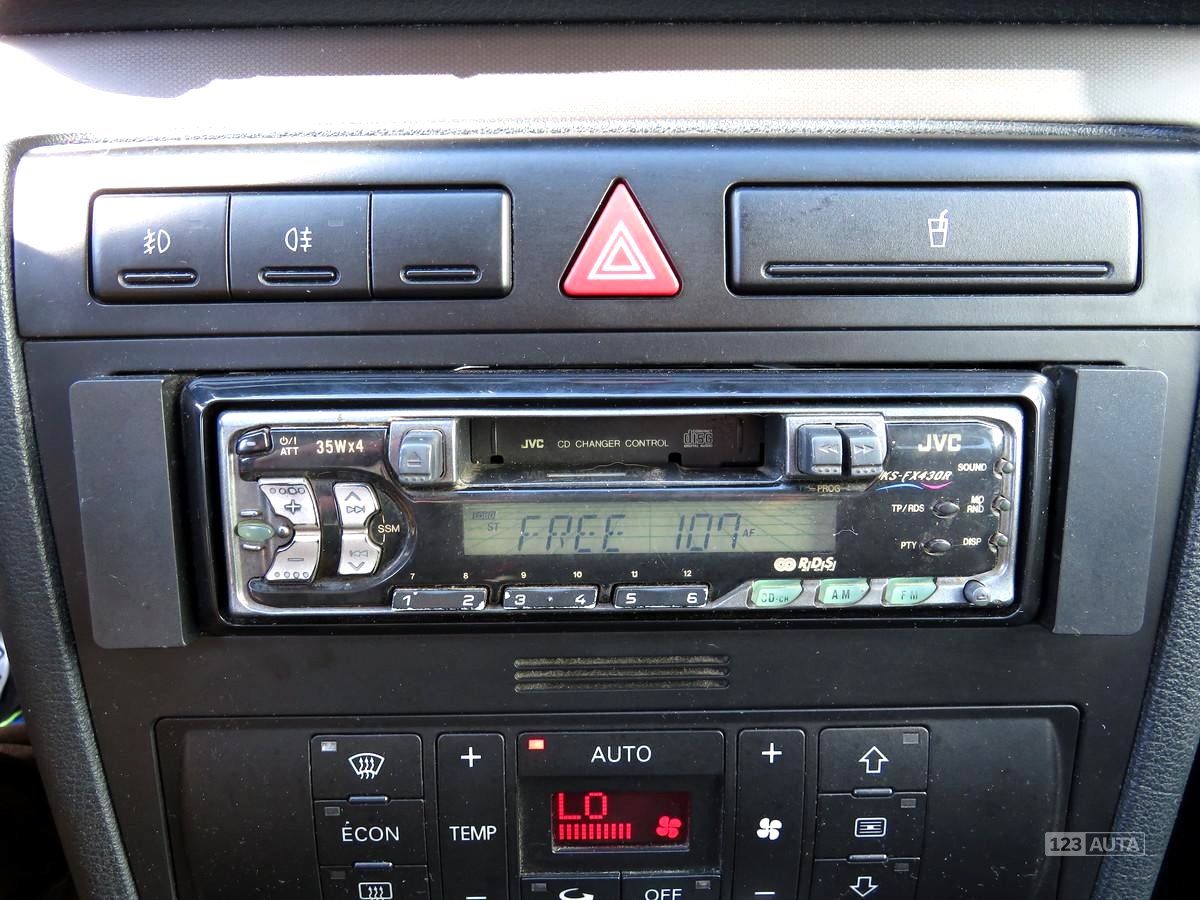 Audi A4, 2000 - pohled č. 19