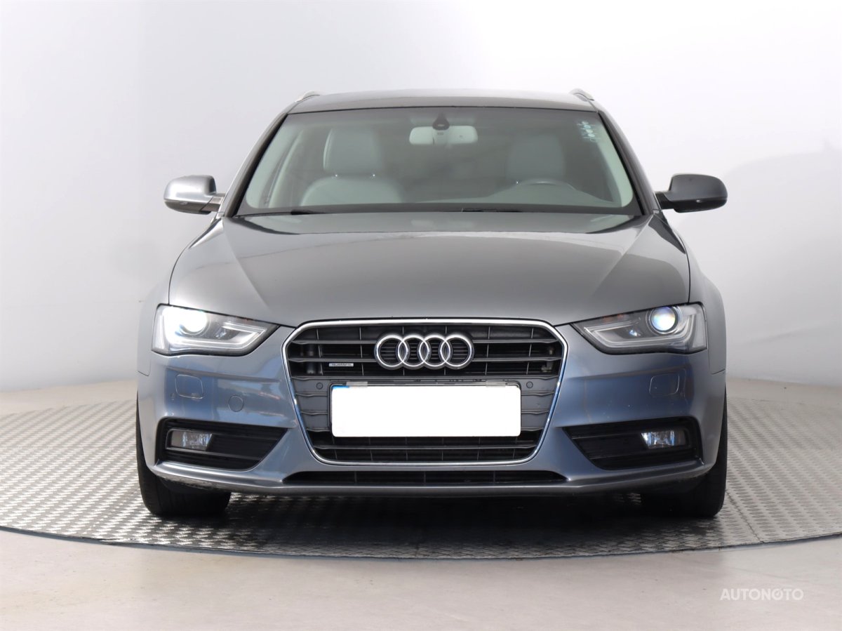 Audi A4, 2013 - pohled č. 2