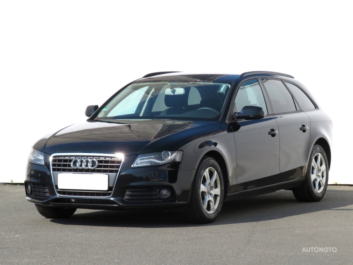 Audi A4, 2011 - pohled č. 3