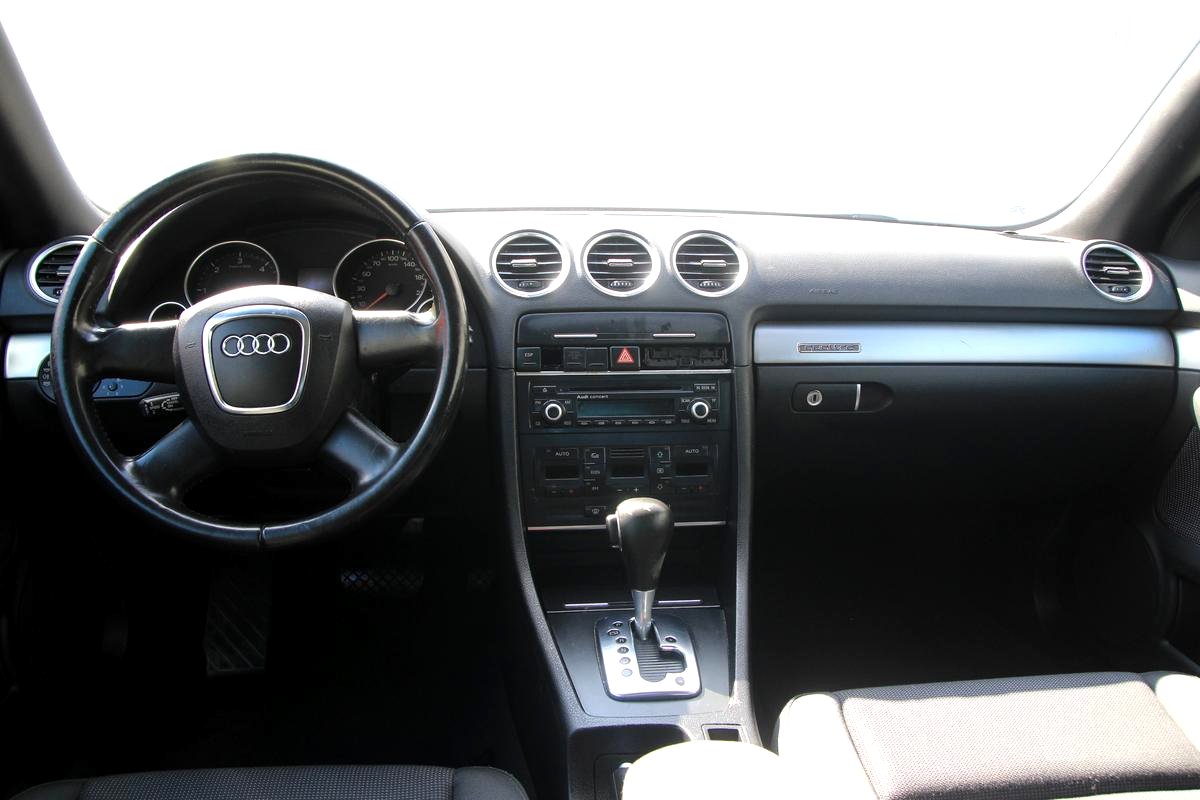Audi A4, 2006 - pohled č. 12