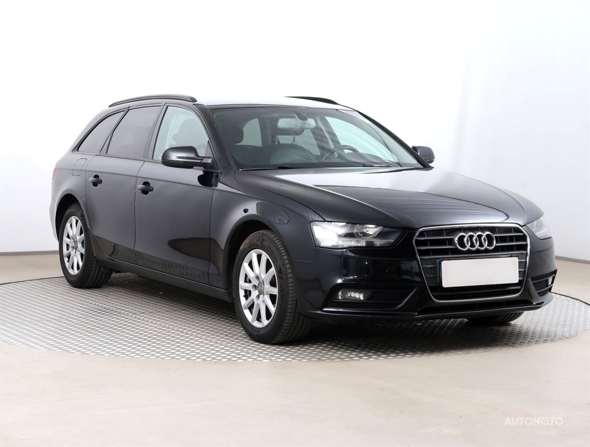 Audi A4, 2012 - celkový pohled