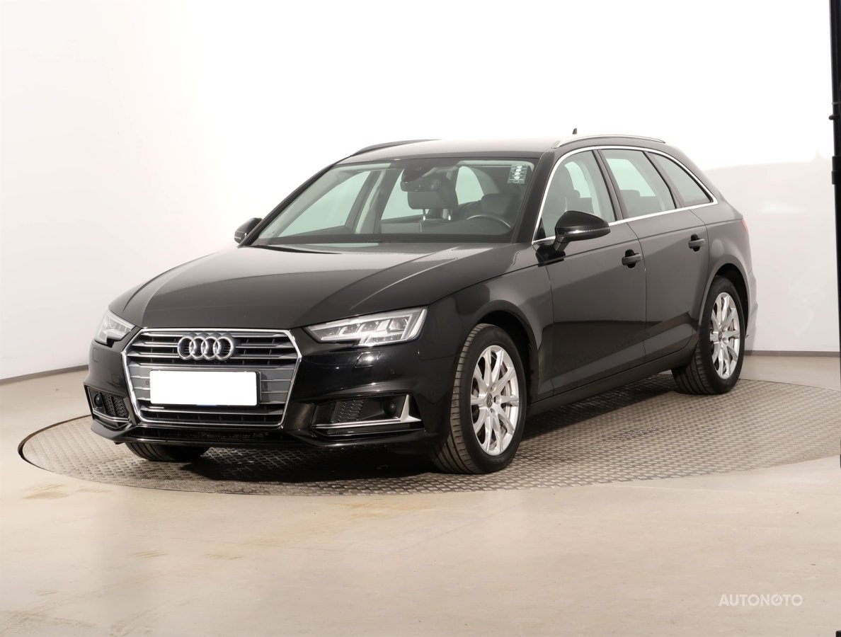 Audi A4, 2019 - pohled č. 3