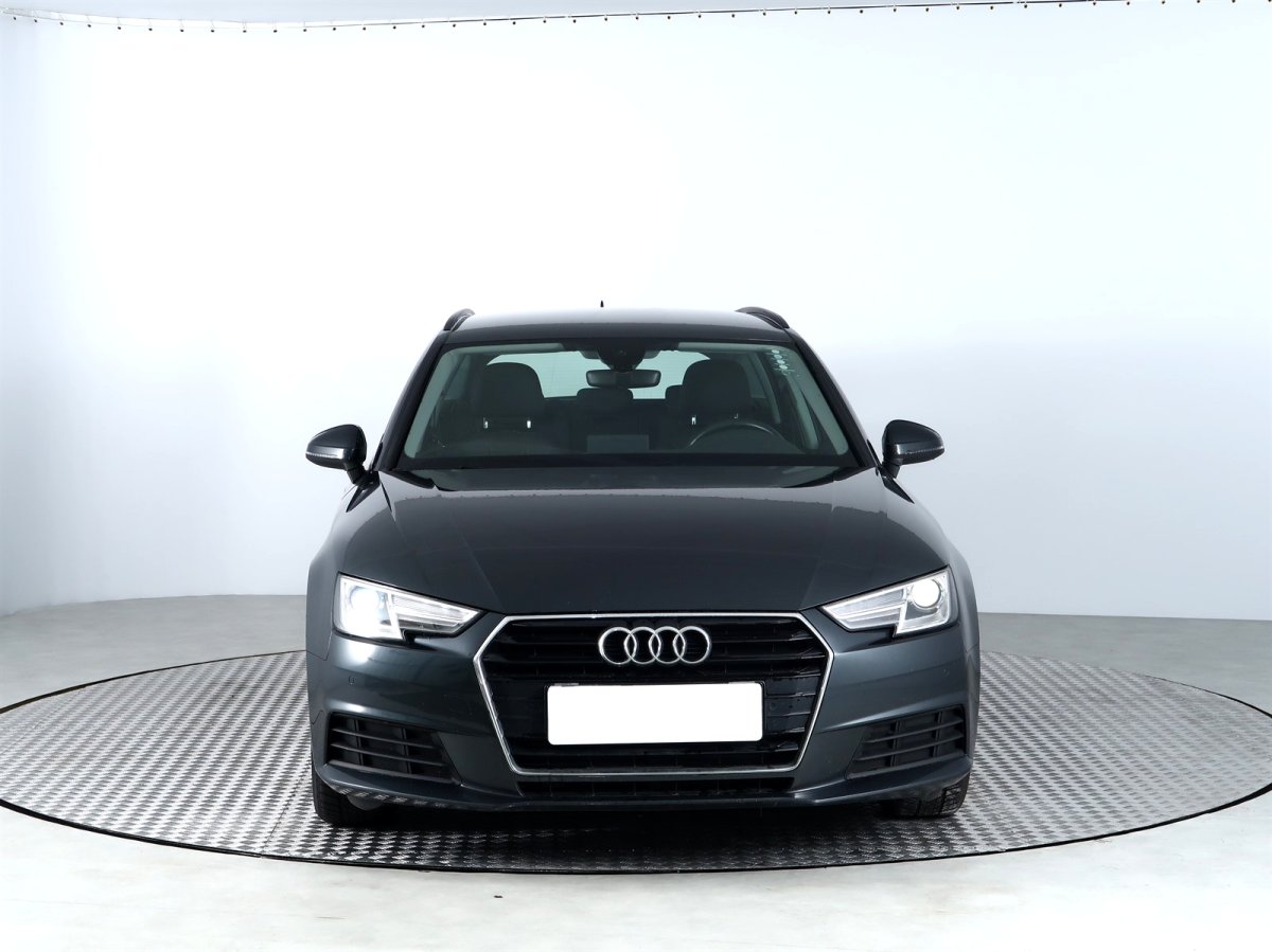 Audi A4, 2017 - pohled č. 2