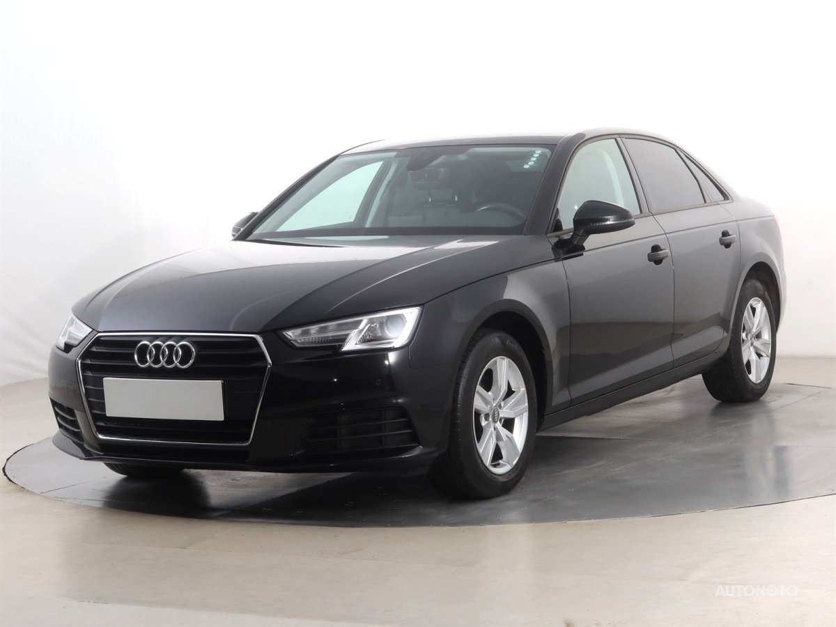 Audi A4, 2018 - pohled č. 3