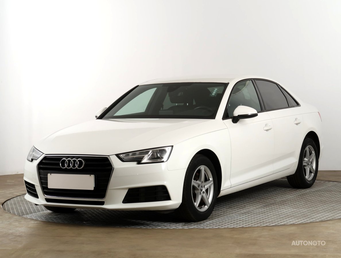 Audi A4, 2018 - pohled č. 3