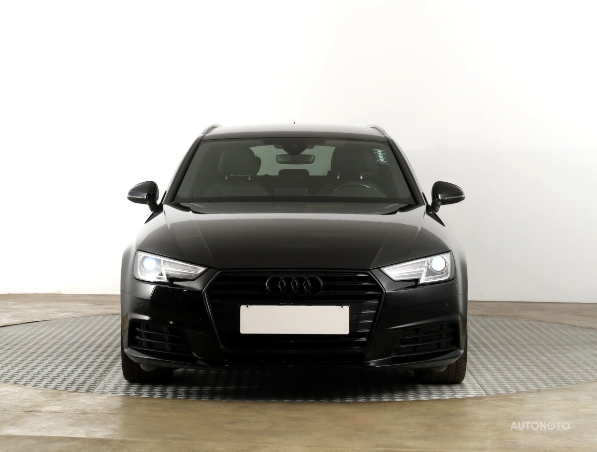 Audi A4, 2018 - pohled č. 2