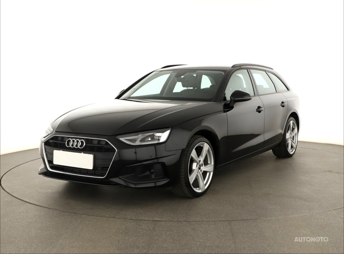 Audi A4, 2021 - pohled č. 3