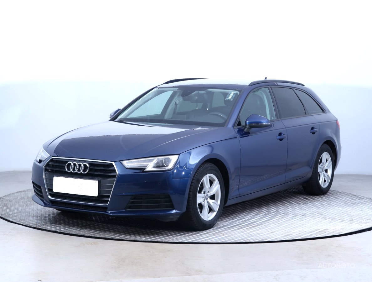 Audi A4, 2018 - pohled č. 3