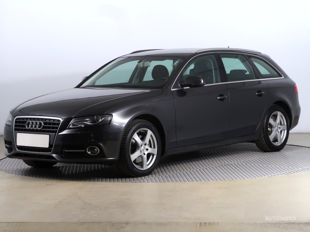 Audi A4, 2011 - pohled č. 3