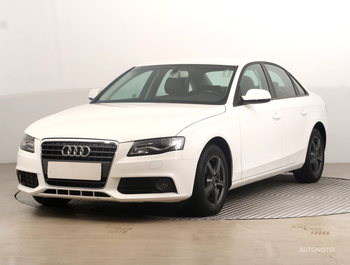 Audi A4, 2010 - pohled č. 3