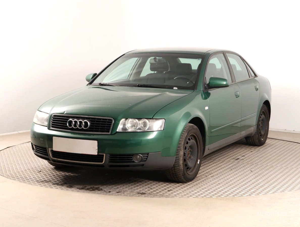 Audi A4, 2002 - pohled č. 3