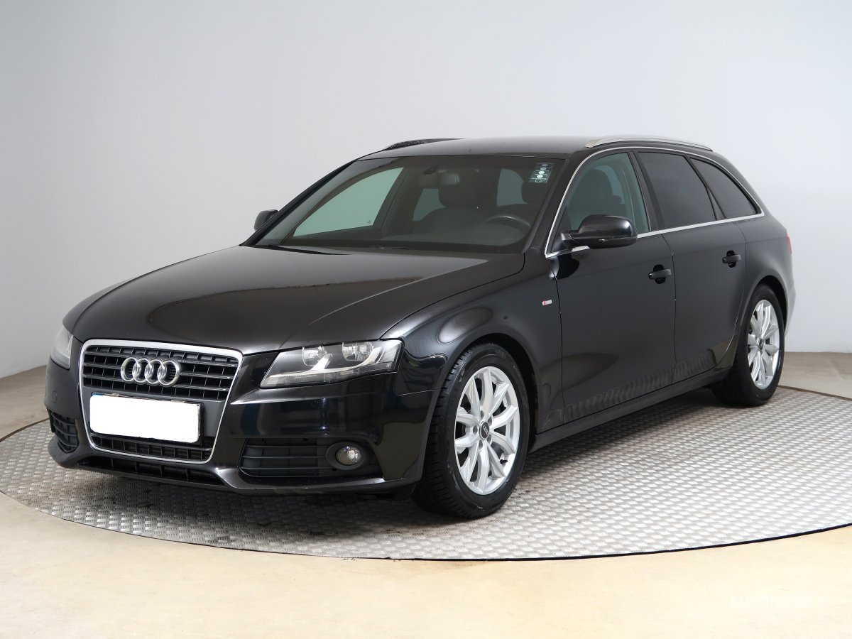 Audi A4, 2010 - pohled č. 3