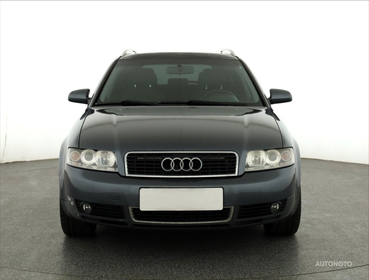 Audi A4, 2003 - pohled č. 2
