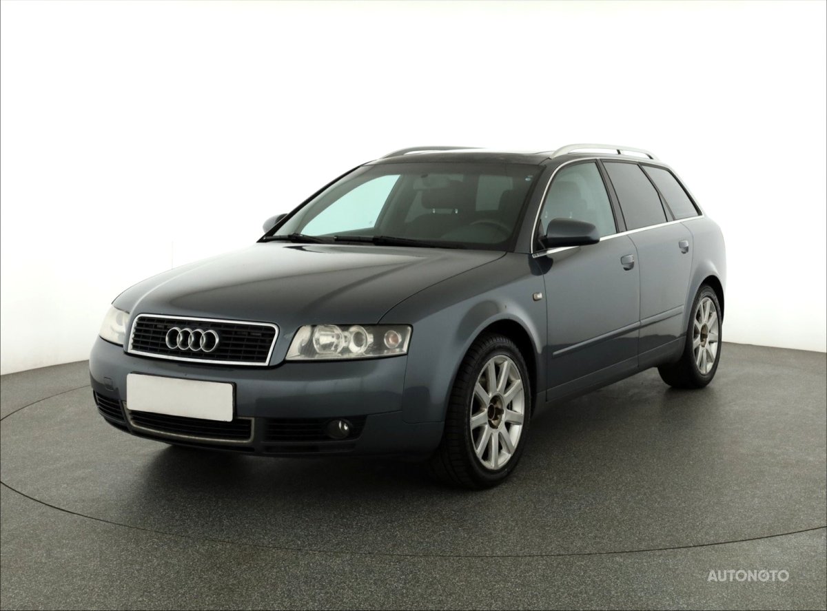 Audi A4, 2003 - pohled č. 3
