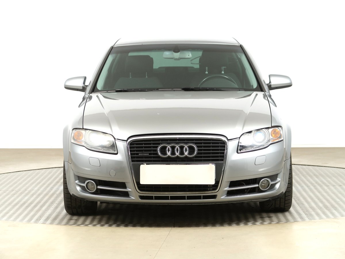 Audi A4, 2005 - pohled č. 2