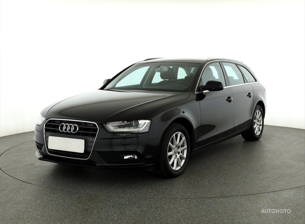 Audi A4, 2015 - pohled č. 3