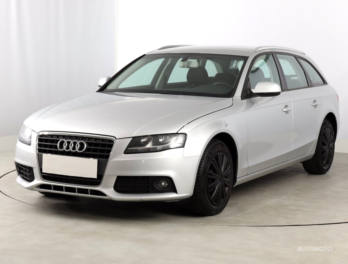 Audi A4, 2010 - pohled č. 3