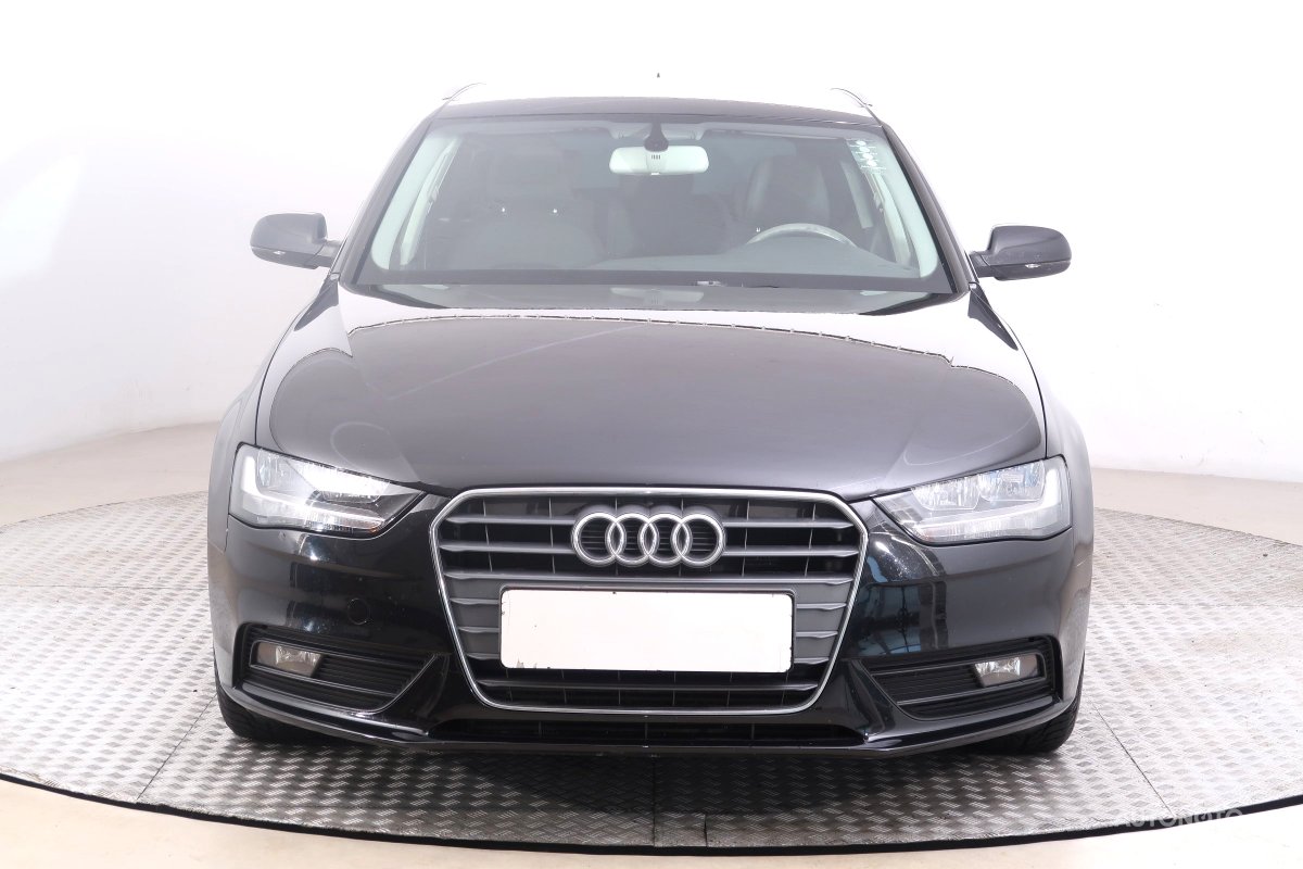 Audi A4, 2013 - pohled č. 2
