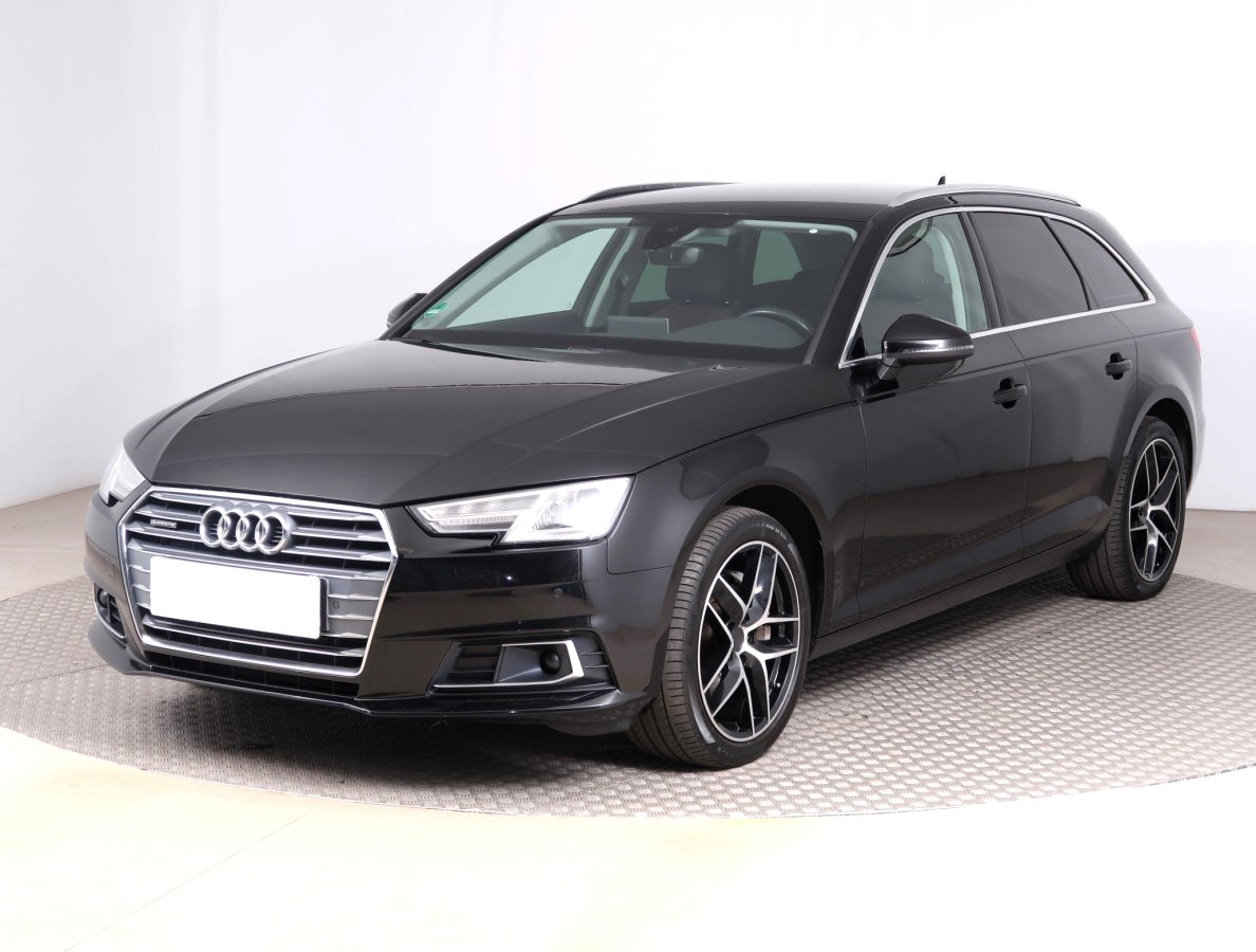 Audi A4, 2018 - pohled č. 3