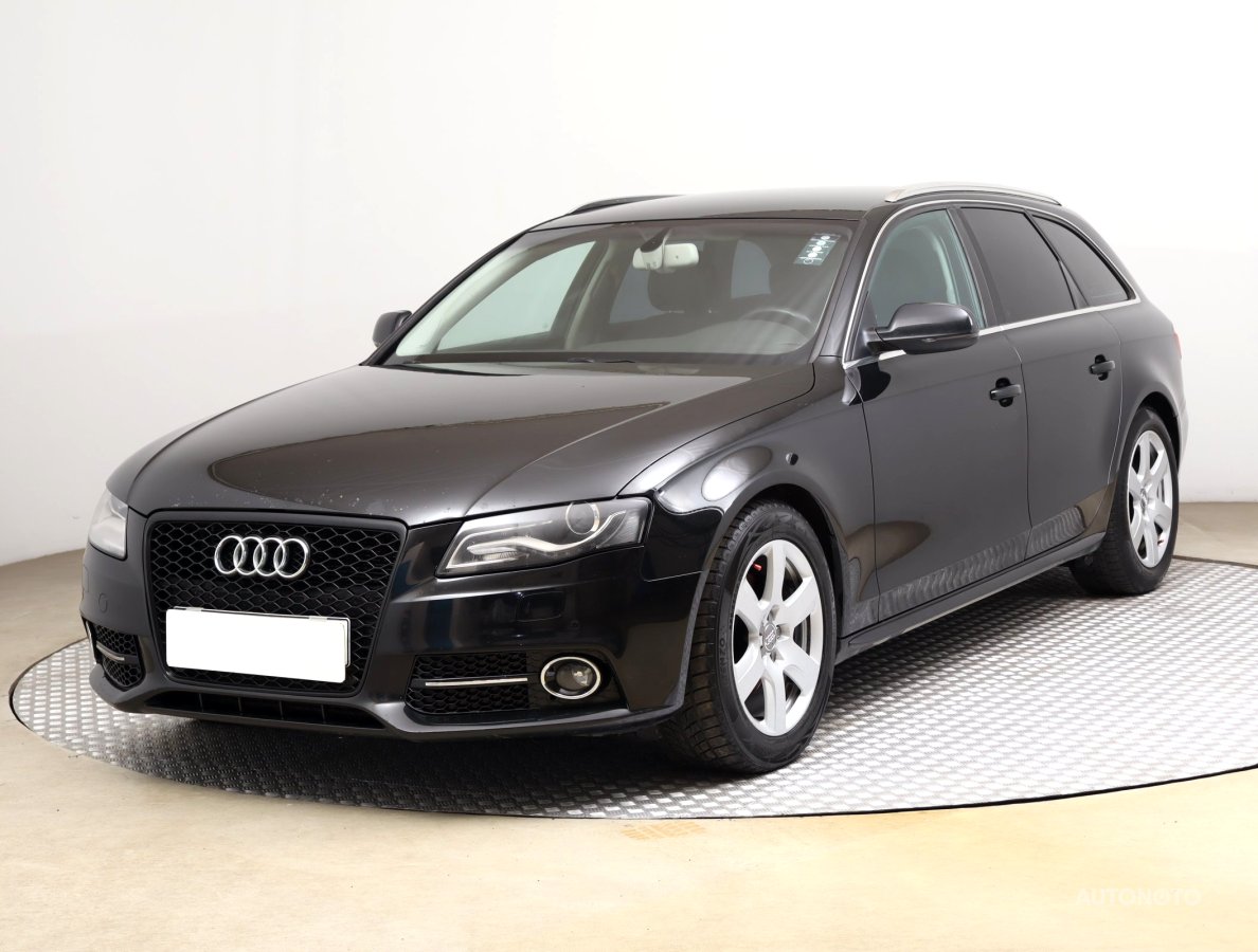 Audi A4, 2010 - pohled č. 3