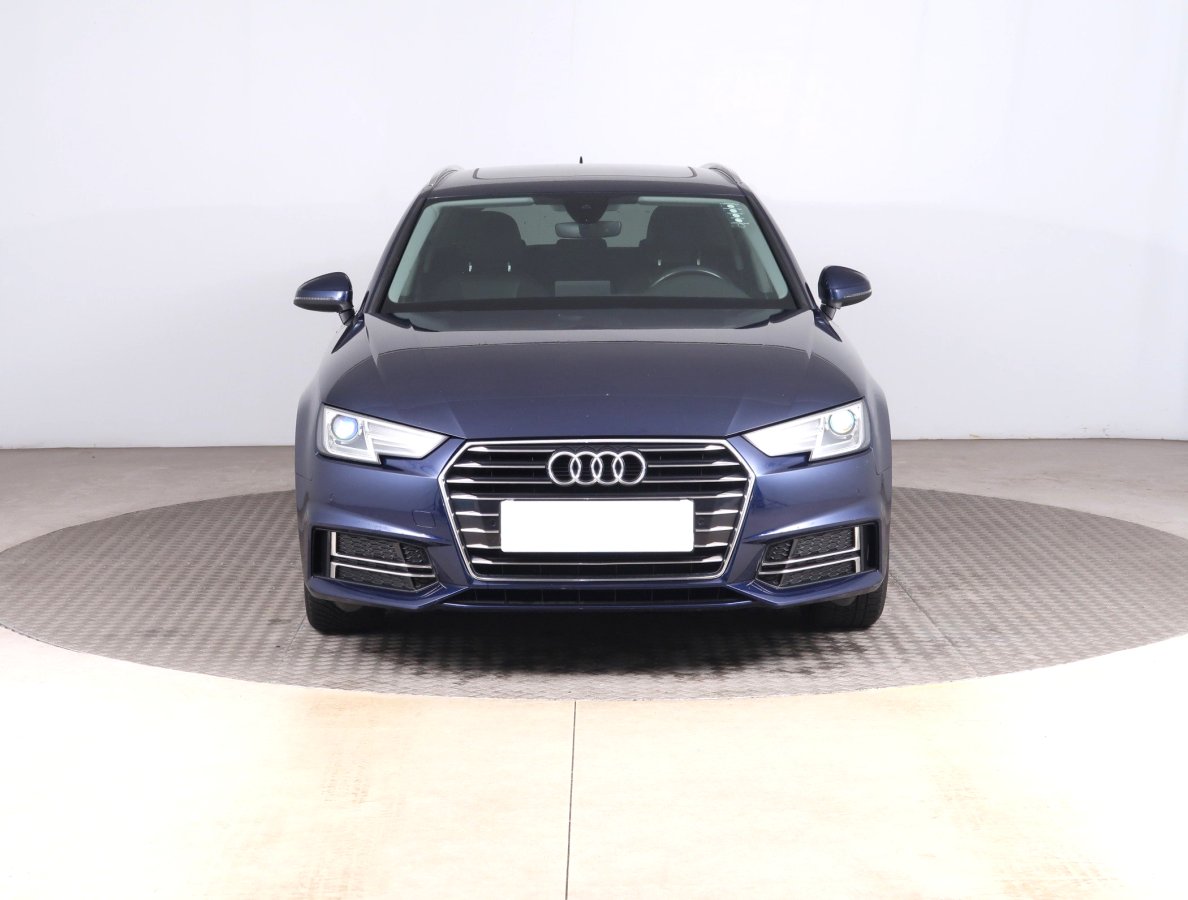 Audi A4, 2019 - pohled č. 2