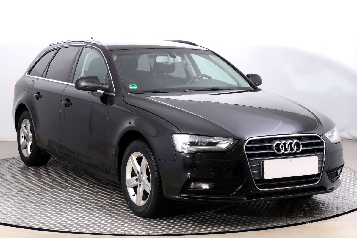 Audi A4, 2012 - celkový pohled