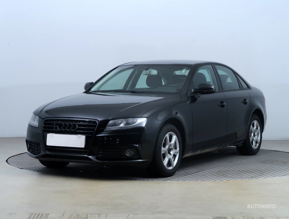 Audi A4, 2011 - pohled č. 3