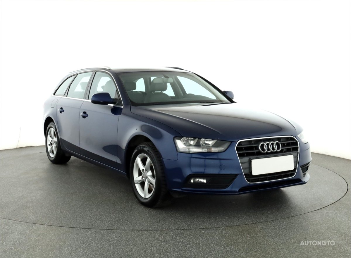 Audi A4, 2012 - celkový pohled