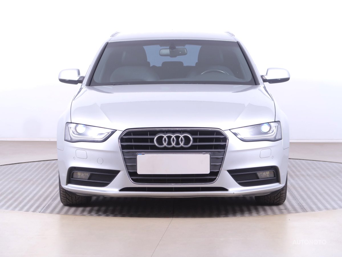 Audi A4, 2013 - pohled č. 2