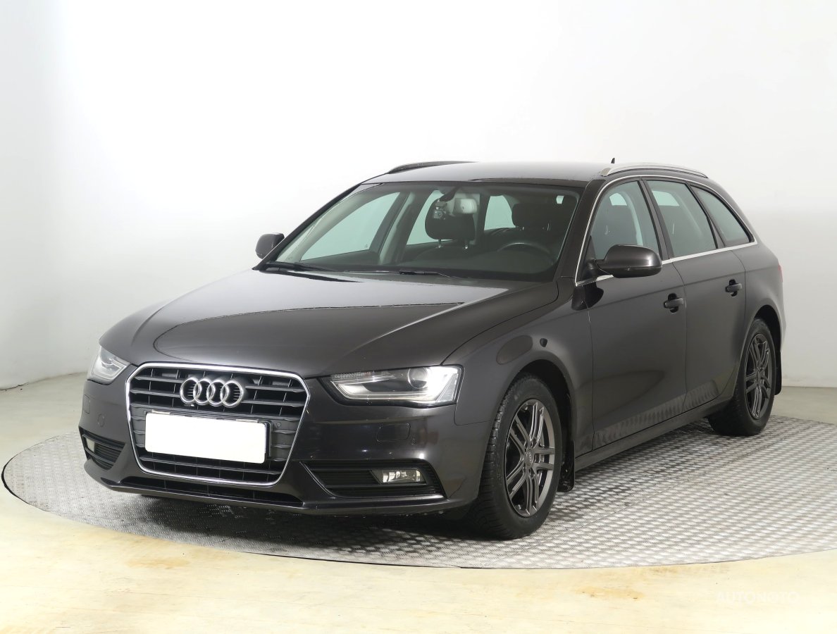 Audi A4, 2014 - pohled č. 3