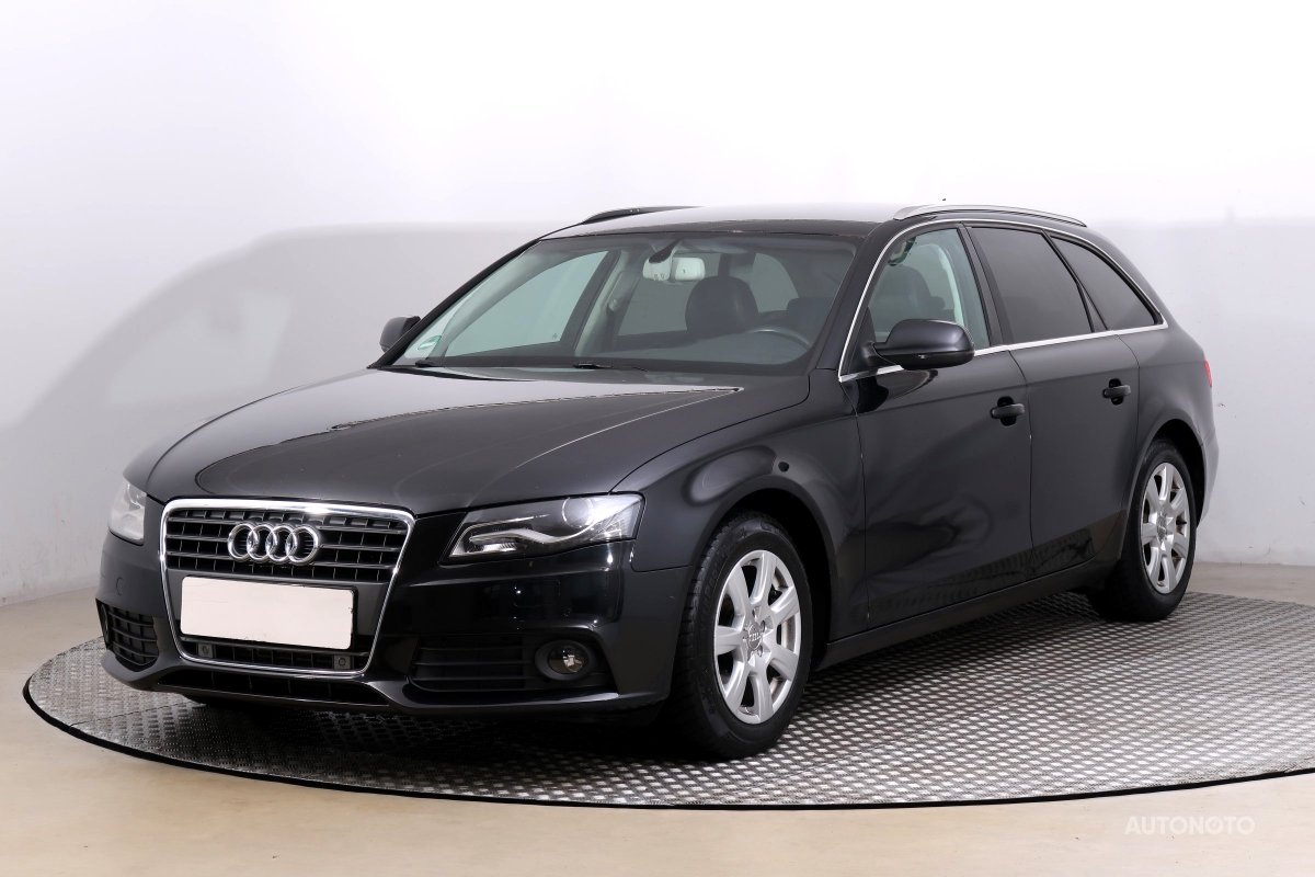 Audi A4, 2011 - pohled č. 3