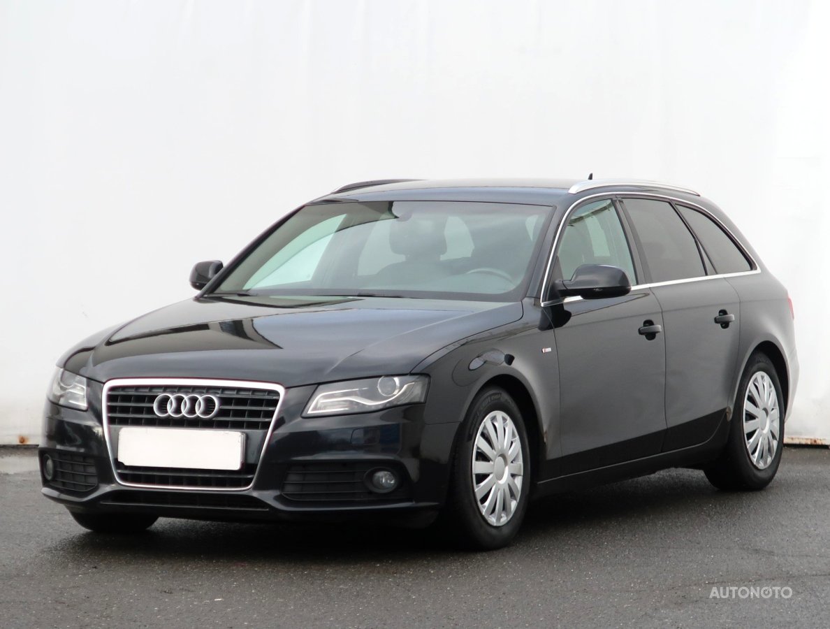 Audi A4, 2011 - pohled č. 3