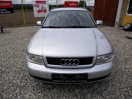 Audi A4, 2000 - pohled č. 2