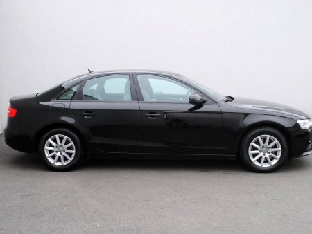 Audi A4, 2014 - pohled č. 4
