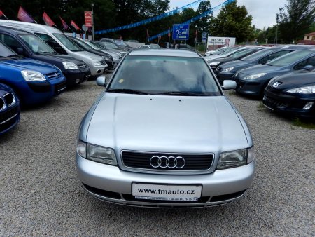 Audi A4, 1998 - pohled č. 3