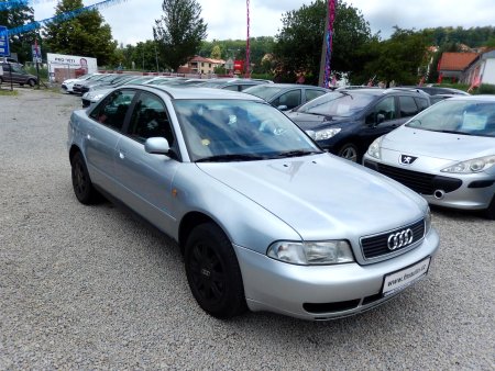 Audi A4, 1998 - pohled č. 4