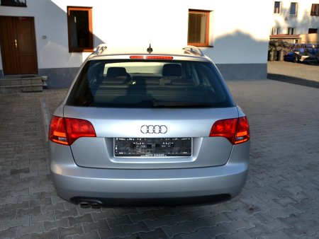 Audi A4, 2006 - pohled č. 5