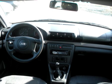 Audi A4, 1998 - pohled č. 10