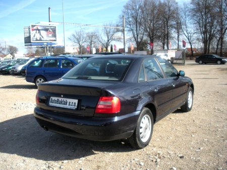 Audi A4, 1998 - pohled č. 3
