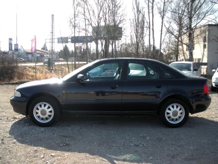 Audi A4, 1998 - pohled č. 9
