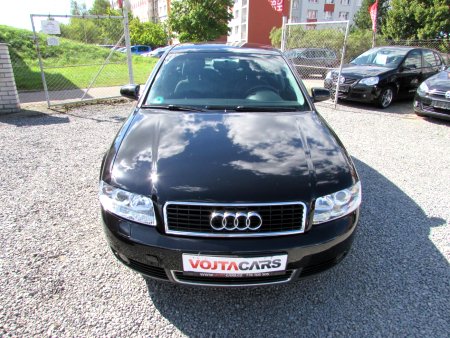 Audi A4, 2000 - pohled č. 2