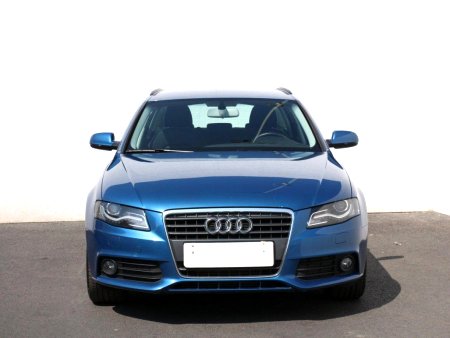 Audi A4, 2010 - pohled č. 2