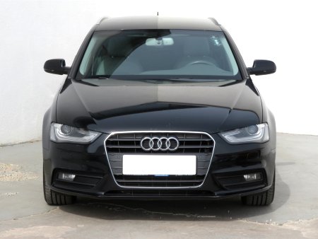 Audi A4, 2012 - pohled č. 2