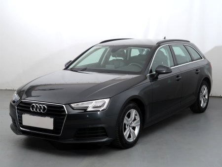 Audi A4, 2018 - pohled č. 3