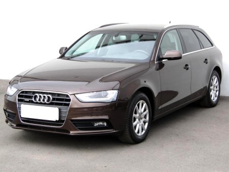 Audi A4, 2014 - pohled č. 3