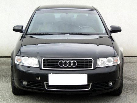 Audi A4, 2002 - pohled č. 2