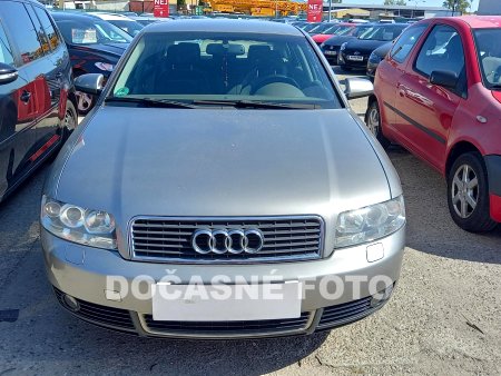 Audi A4, 2003 - pohled č. 2