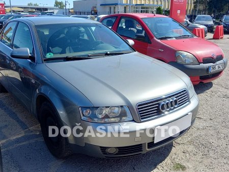 Audi A4, 2003 - pohled č. 3